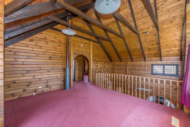 34 John Dee Crescent Red Beach_8