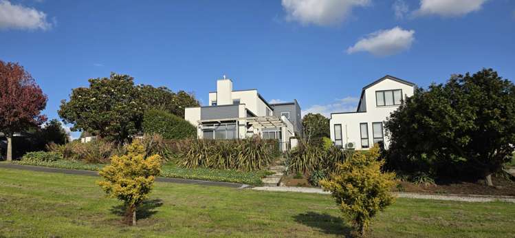 73 Ridge View Crescent Pukekohe_1