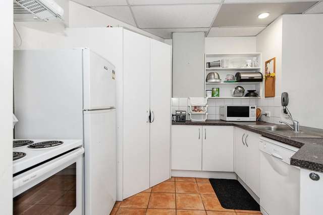 5 Garden Place (Unit 1/L 1) Hamilton Central_3