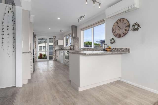 74 Kennedy Drive Levin_3
