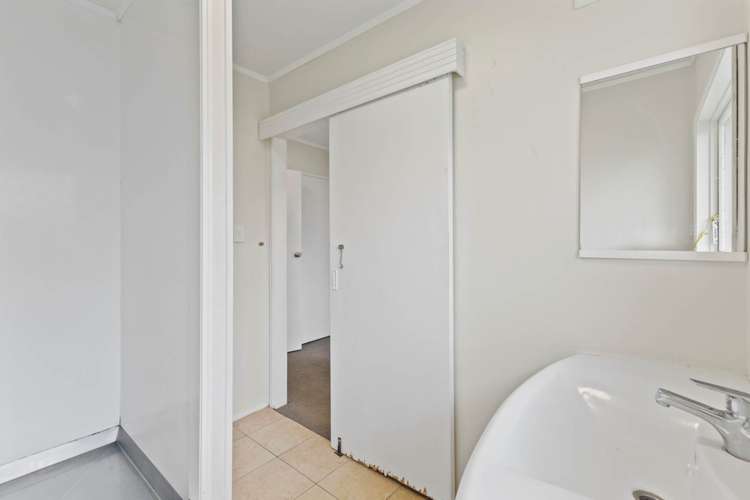 2/12 Booker Place Manurewa_10