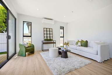 1/2 Coronation Street_4