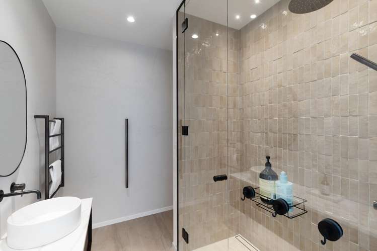 82 Princes Drive Britannia Heights_19