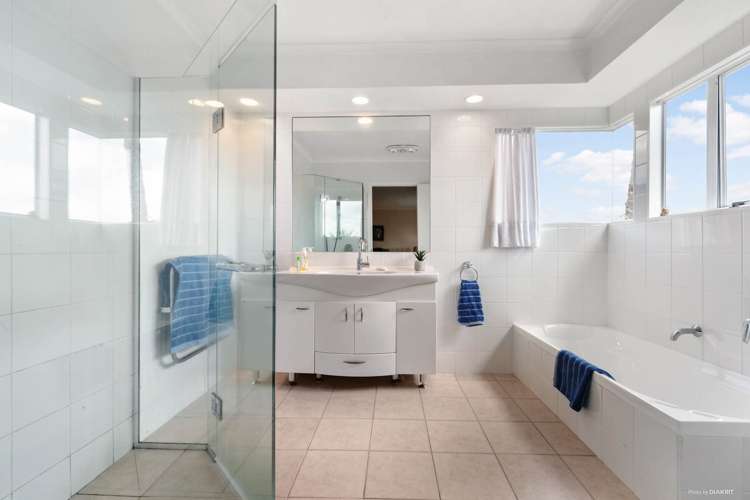 61 Simmental Crescent Somerville_8