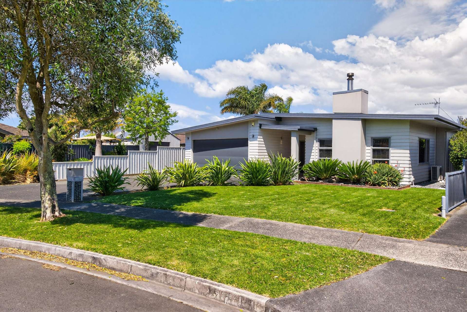 3 Pohutukawa Grove Lytton West_0