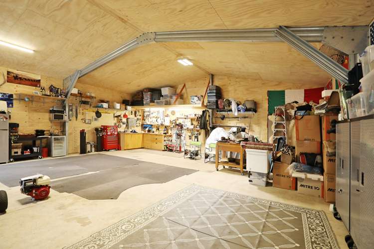 168 Colac Foreshore Road Colac Bay_18