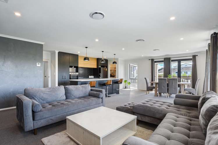 1 Kohekohe Drive Owhata_3