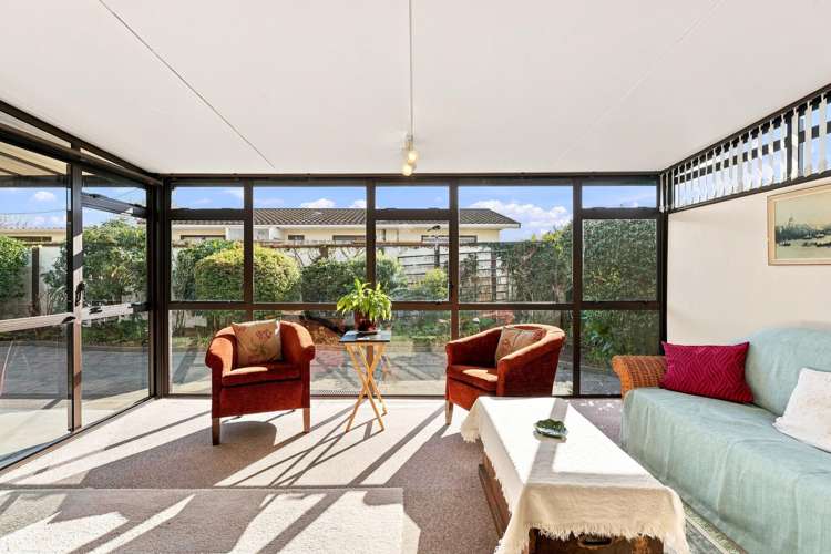 2 Warwick Place Springvale_10