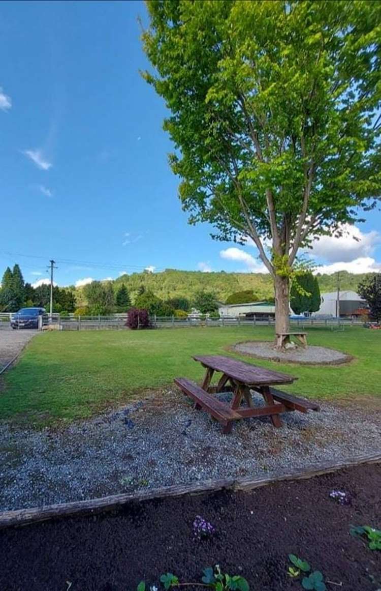 14 Dick Street Reefton_15