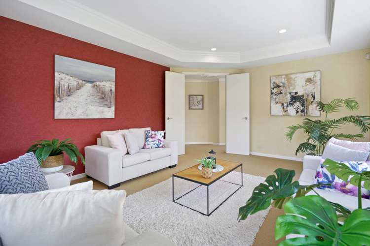 200 The Oaks Drive Leamington_8