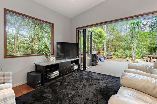 65 Kauri Point Road Laingholm_2