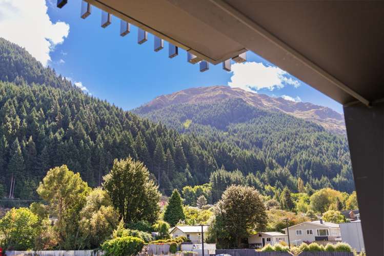 102/98 Gorge Road Queenstown_14