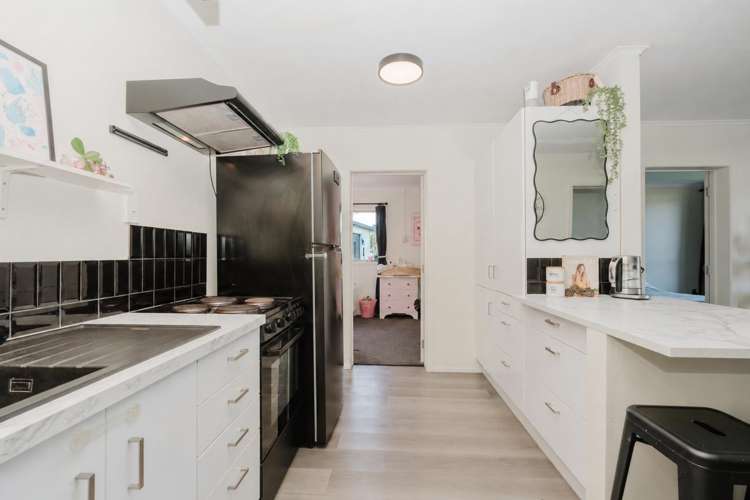 2/217 Laurie Street_2