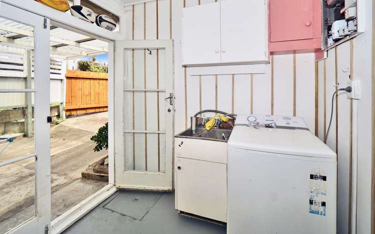 12 Williams Crescent Maketu_10