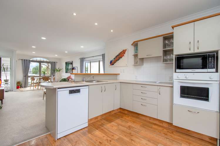 27/285 Vaughan Road Owhata_2