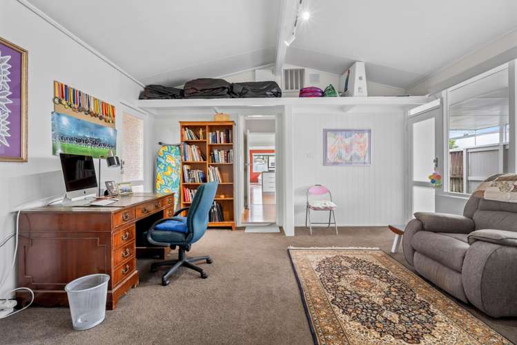 9 Carlton Crescent Kamo_10