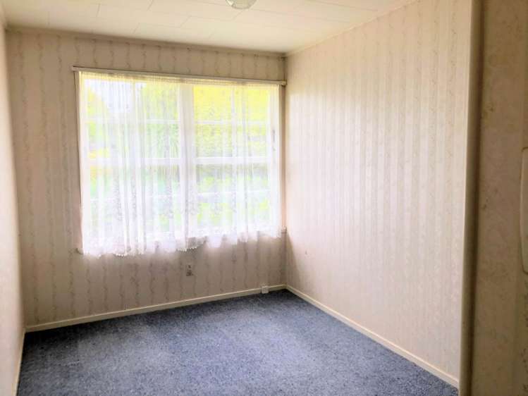 21 Eyre Street Henderson_9