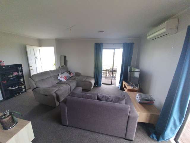 2/88 Sunvue Road Glen Eden_4