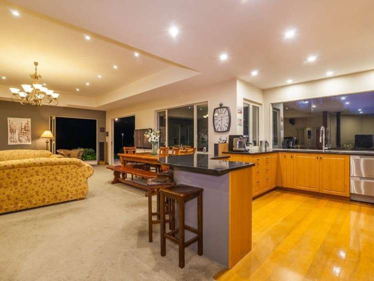 77c Johnsons Road Whitemans Valley_30