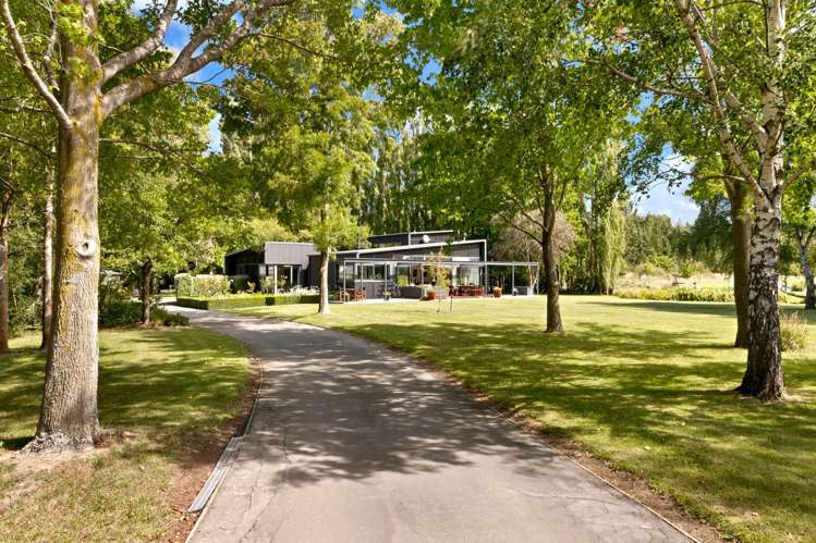 24 Angus Place_0
