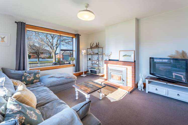 20 Hill View Crescent Highfield_4