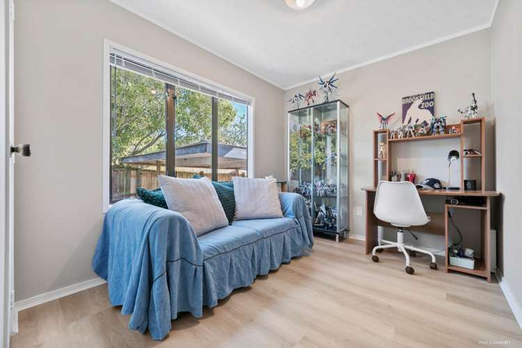 5 Stoll Place Clendon Park_15