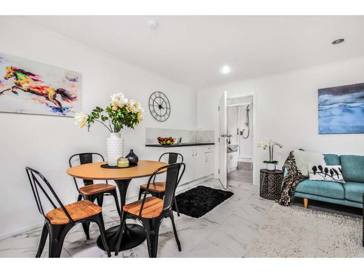 17 Scenic Drive Titirangi_16