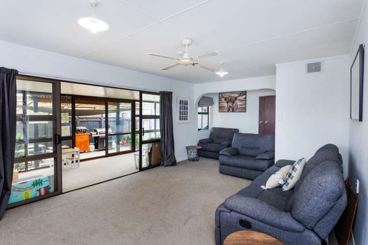 43 Port Street West Feilding_16