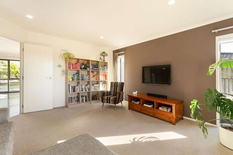 190 Ballintoy Park Drive Welcome Bay_5
