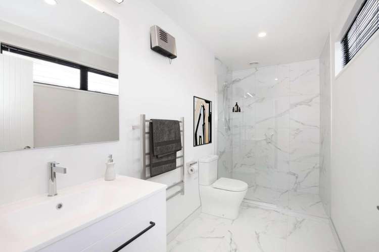 5/677 Worcester Street Linwood_6