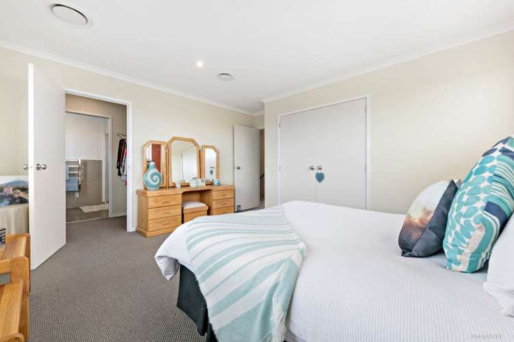 21 Whitbourne Heights Manurewa_12