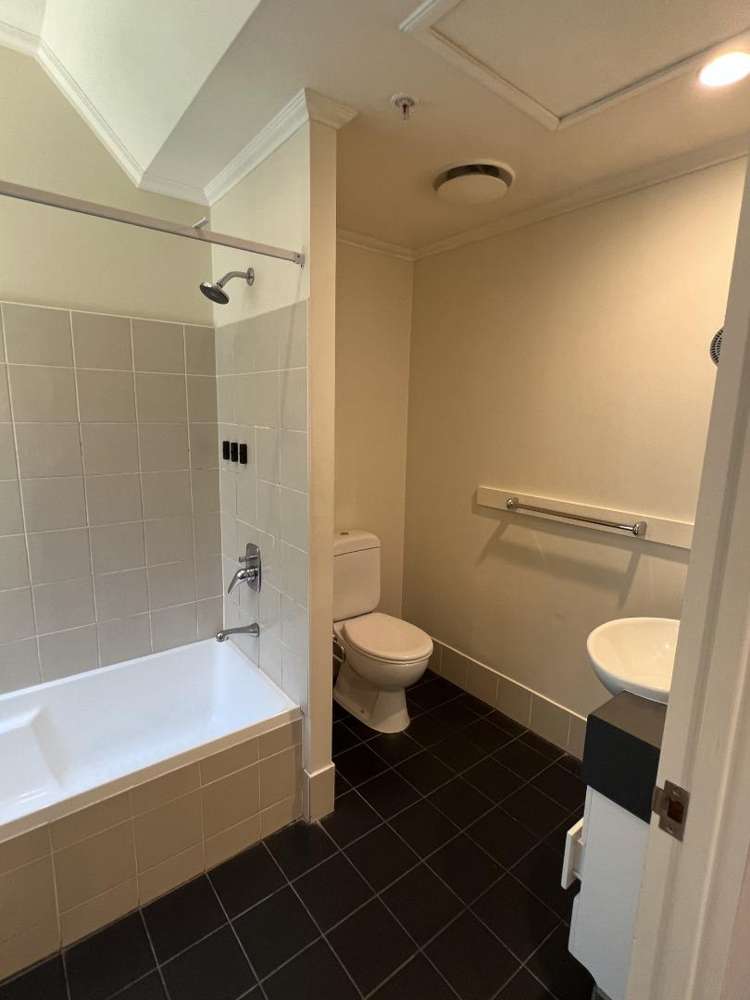 909/27 Victoria Street West City Centre_5