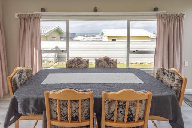 7 Waiinu Beach Road Waiinu Beach_2