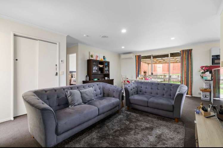 1/322 West Coast Road Glen Eden_3