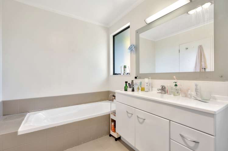 2/127 Coronation Road Papatoetoe_15