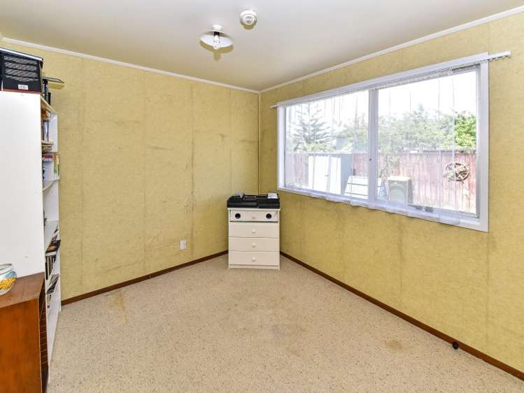 398 Roscommon Road Clendon Park_10