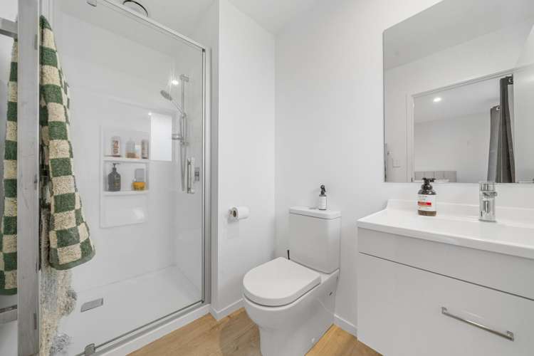 55A Fenton Street Stratford_11