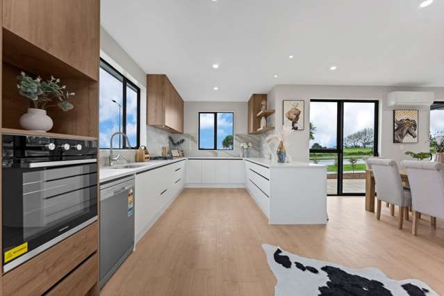 14a McLarin Road Glenbrook Beach_2