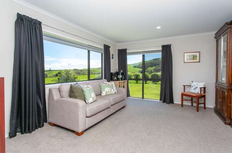 160 Hewson Road Rotoorangi_8