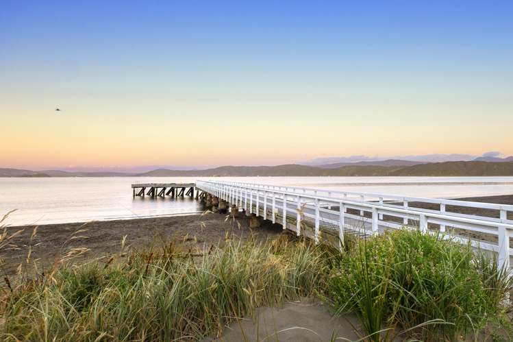 2/19 Burnham Street Seatoun_18