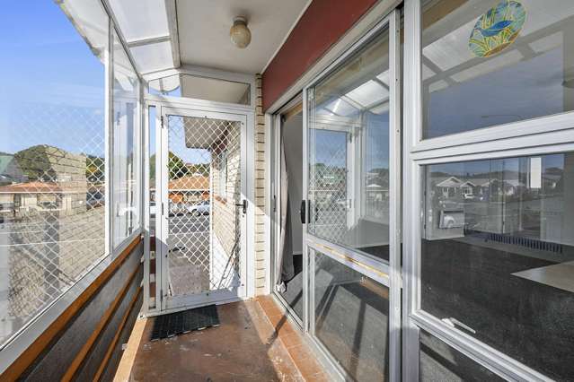 1/194 Powderham Street Marsland Hill_2