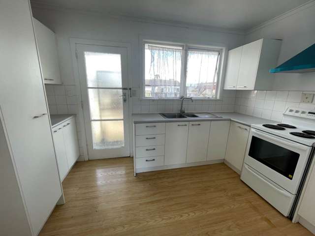 3/39 Shakespeare Road Milford_3