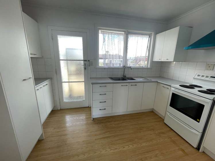 3/39 Shakespeare Road Milford_3