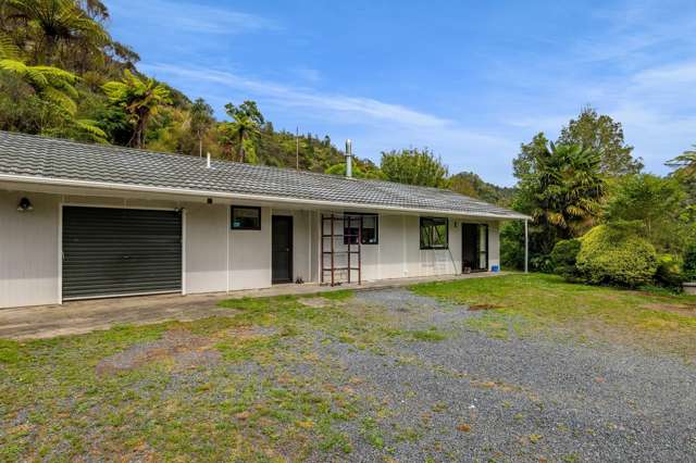 3133 Mokau Road Mokau_1