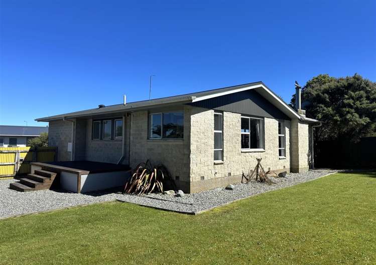 21 Arnott Heights Greymouth_14