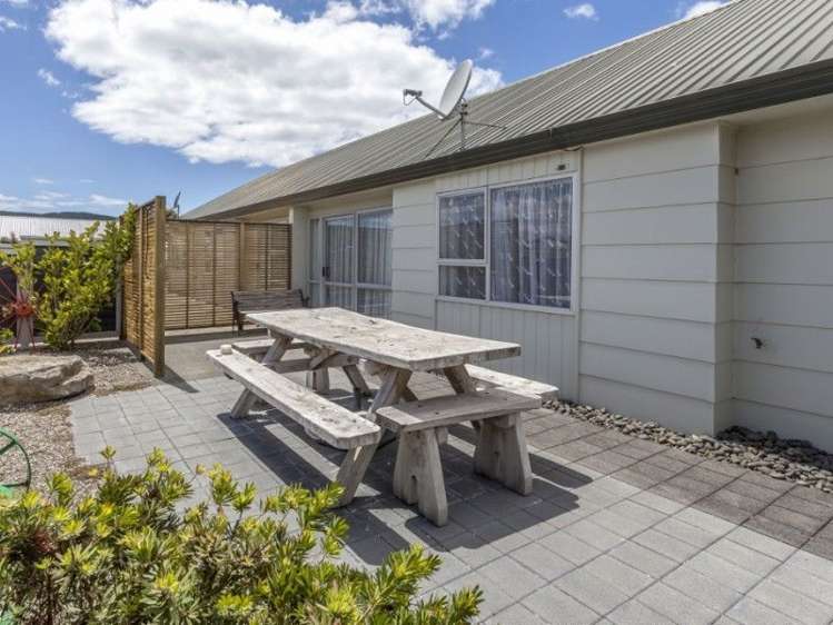 100 Lorraine Place Whangamata_17