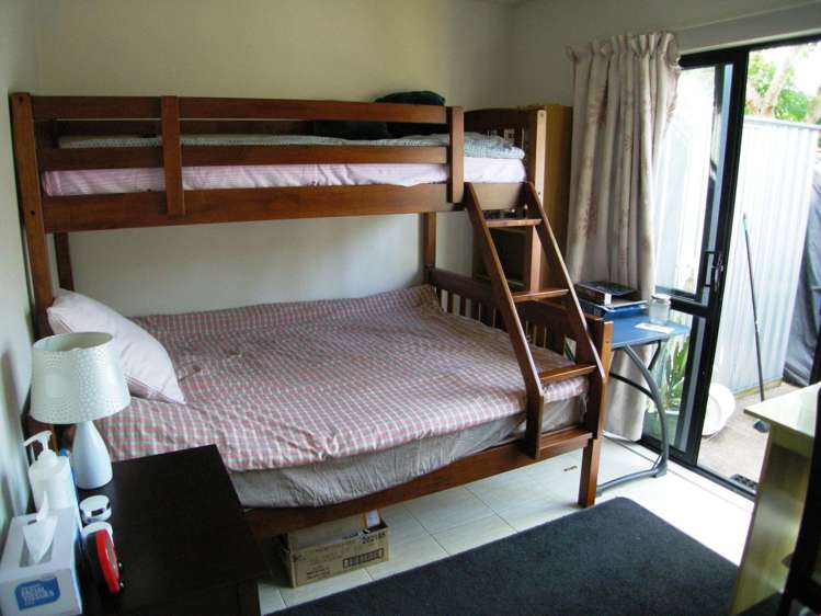 8/17 Lyon Avenue Mount Albert_11