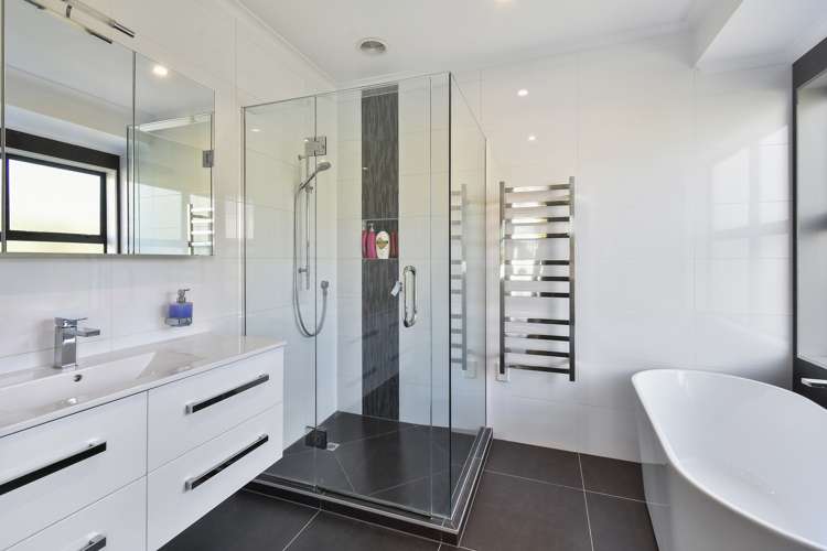 43 Turnberry Drive Wattle Downs_6