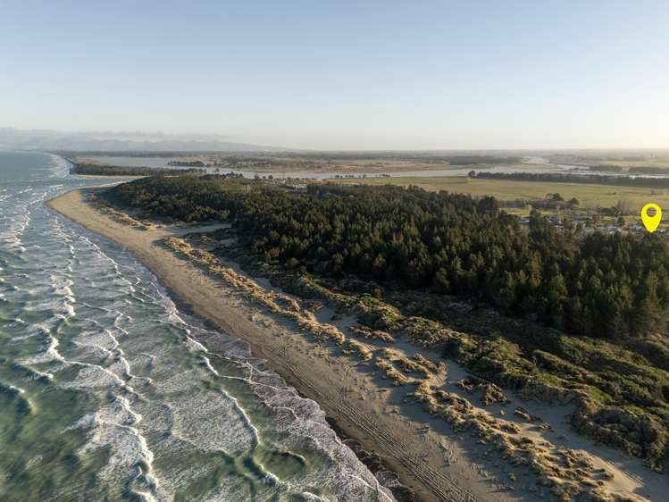 41 Batten Grove The Pines Beach_17