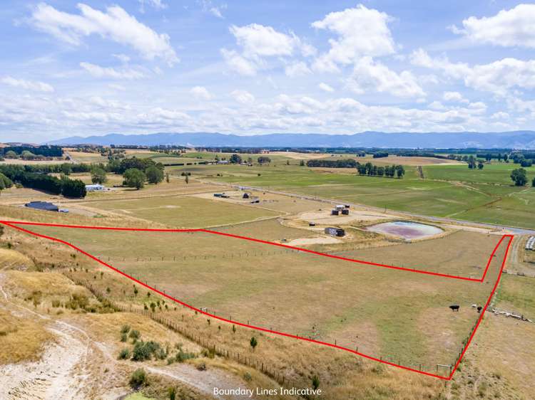 2/1015 Lake Ferry Road Martinborough_1